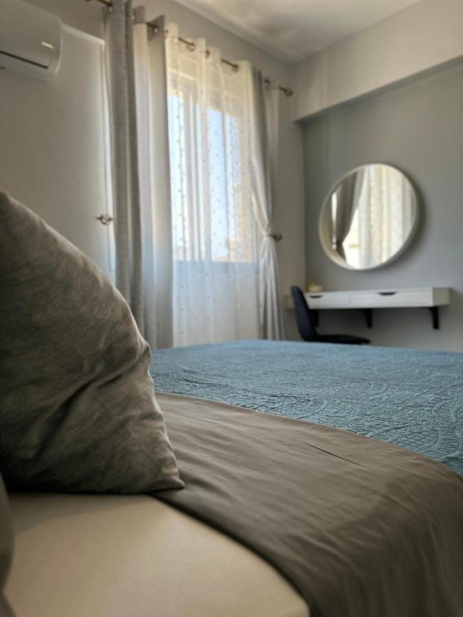 Sea View Apartment Near The Beach Paphos 外观 照片