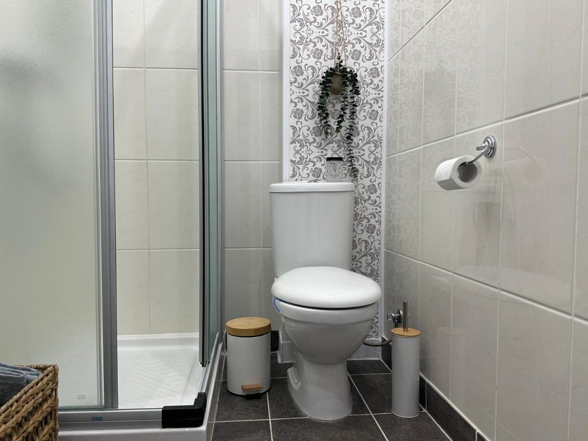Sea View Apartment Near The Beach Paphos 外观 照片